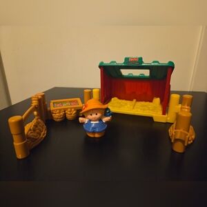 Little People Baby Farm Animal Playset W Sarah Lynn In Farm Hat With Blue Bird